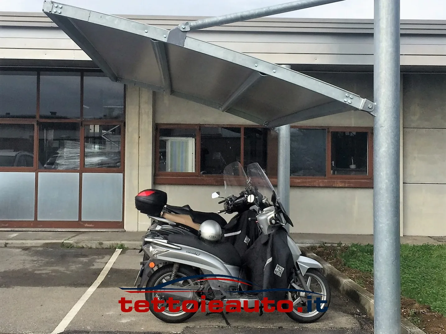 1 tettoie-per-moto-mx20-400x300